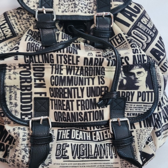 Harry Potter Daily Prophet Allover Newspaper Print Slouch Backpack - Picture 6 of 15